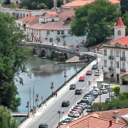 Comfortable In With Garden And Shared Pool Lejlighed Pataias